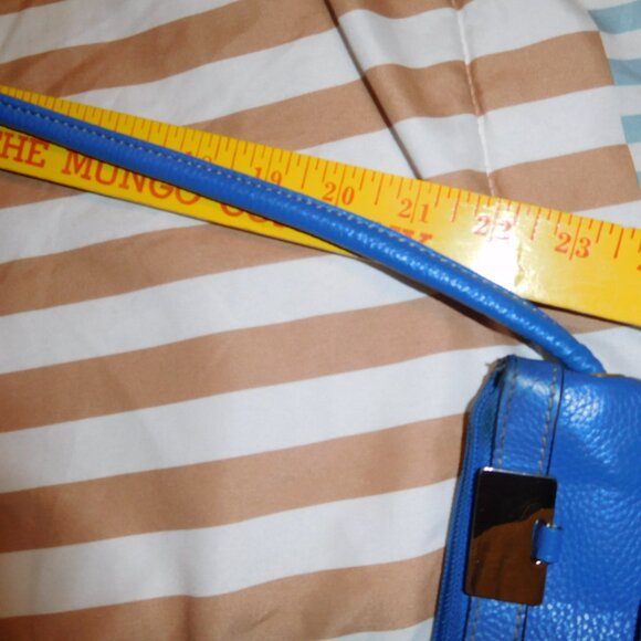 TIGNANELLO blue leather small crossbody purse PEBBLED LEATHER - Picture 2 of 15